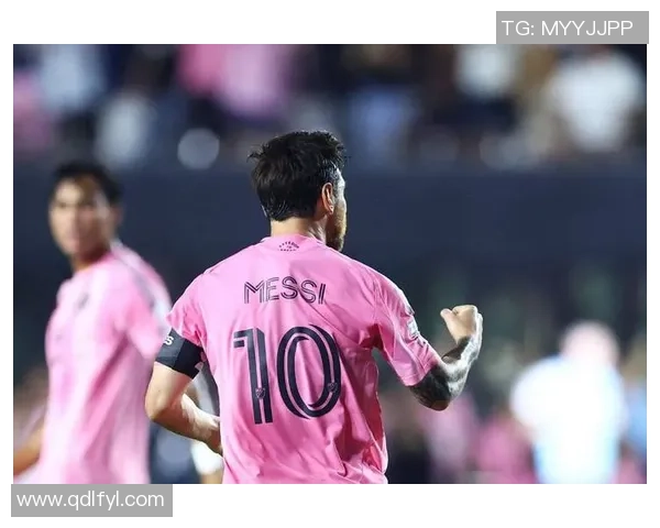 西班牙当家球星助力球队崛起 展现出色球技引领足球风潮